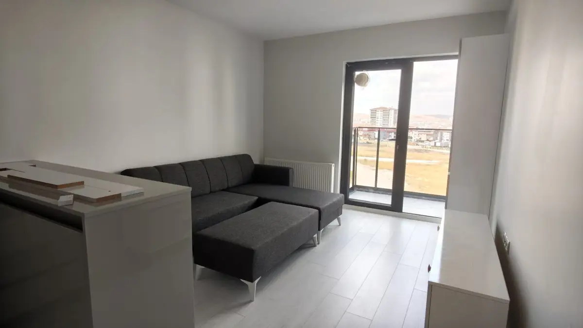 SARAYCIKTA EŞYALI KIRALIK 1+1 DAIRE