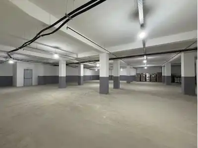 MERKEZİ LOKASYONDA 800 M² KİRALIK DEPO