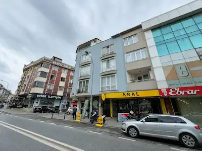 *RE/MAX ÖNCÜ*MÜLKÜ İLE DEVREN SATILIK TEKEL BAYİİ