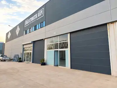 ERDİ KARAGÖZ'DEN VİAWEST 2'DE KİRALIK 230 M2 SANAYİ DÜKKANI