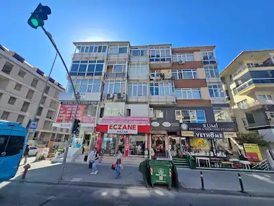 MALTEPE CADDE ÜSTÜNDE YATIRIMA VE OTURUMA UYGUN FIRSAT 2+1 DAİRE