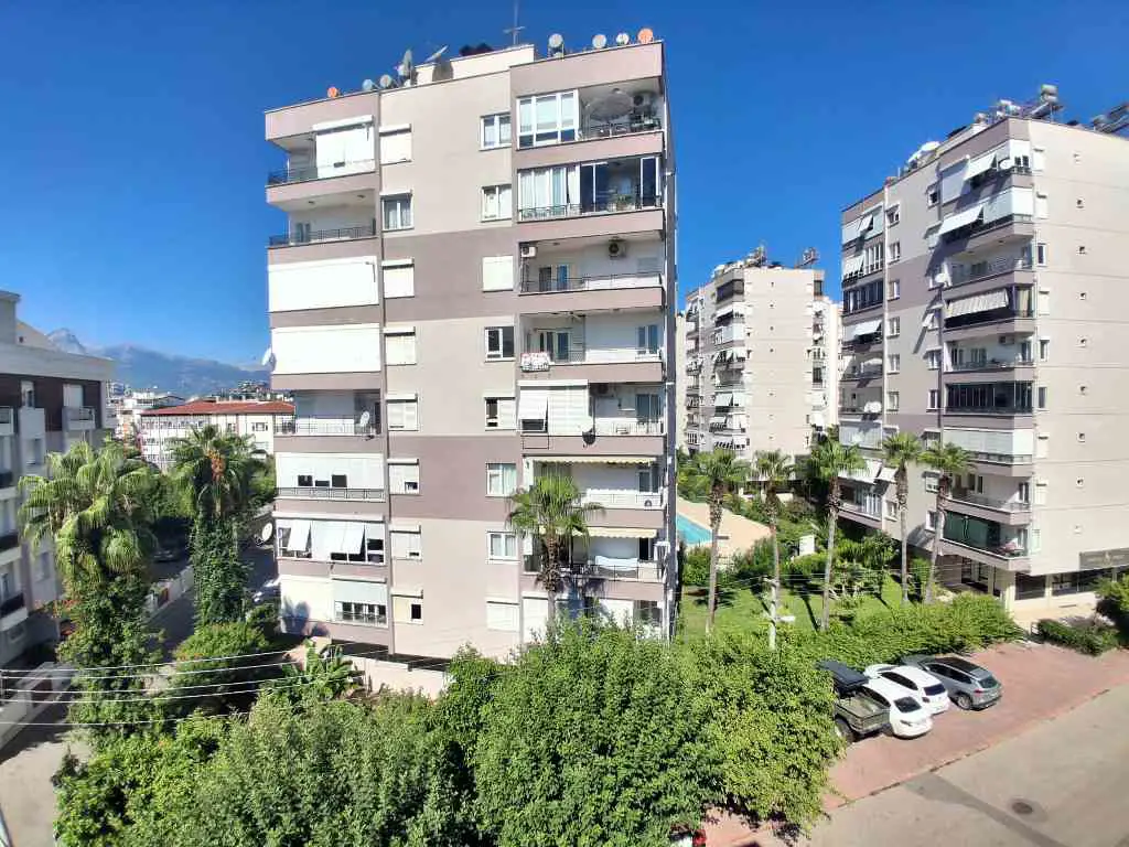 KONYAALTI ÖĞRETMENEVLERİ MAHALLESİ SİTE İÇİ HAVUZLU KİRALIK 3+ 1 DAİRE