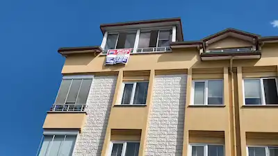 AKYAZI'DA SAHİLE YÜRÜME MESAFESİNDE, GENİŞ 4+1 FIRSATI!