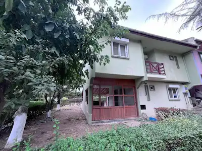 TEKİRDAĞ EMLAK KONUT VİLLALARI VERANDALI KÖŞE BAHÇELİ SATILIK VİLLA
