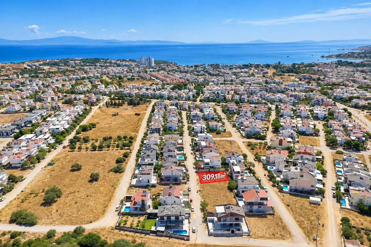 YEŞILKENT MEVKII VILLA IMARLI SATILIK ARSA