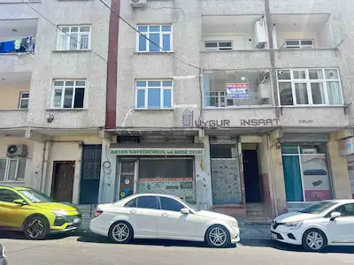 BAĞCILAR 15 TEMMUZ MAH’DE GÜNEY-KUZEY CEPHELİ 2+1, BALKONLU 85 M² SATILIK DAİRE