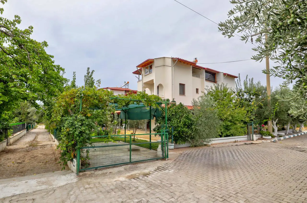 Property image 8