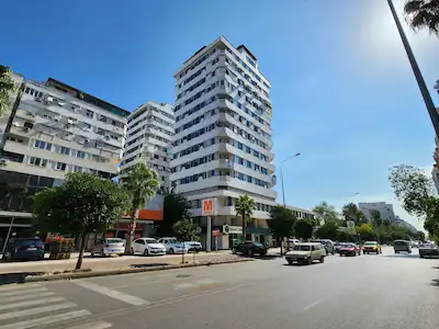 270 M2 4+1 GÜLLÜK CADDESİ'NDE İŞ MERKEZİNDE KİRALIK ŞIK OFİS