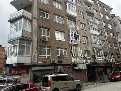 BAHÇELİEVLER MERKEZ.DE YATIRIMLIK DAİRE