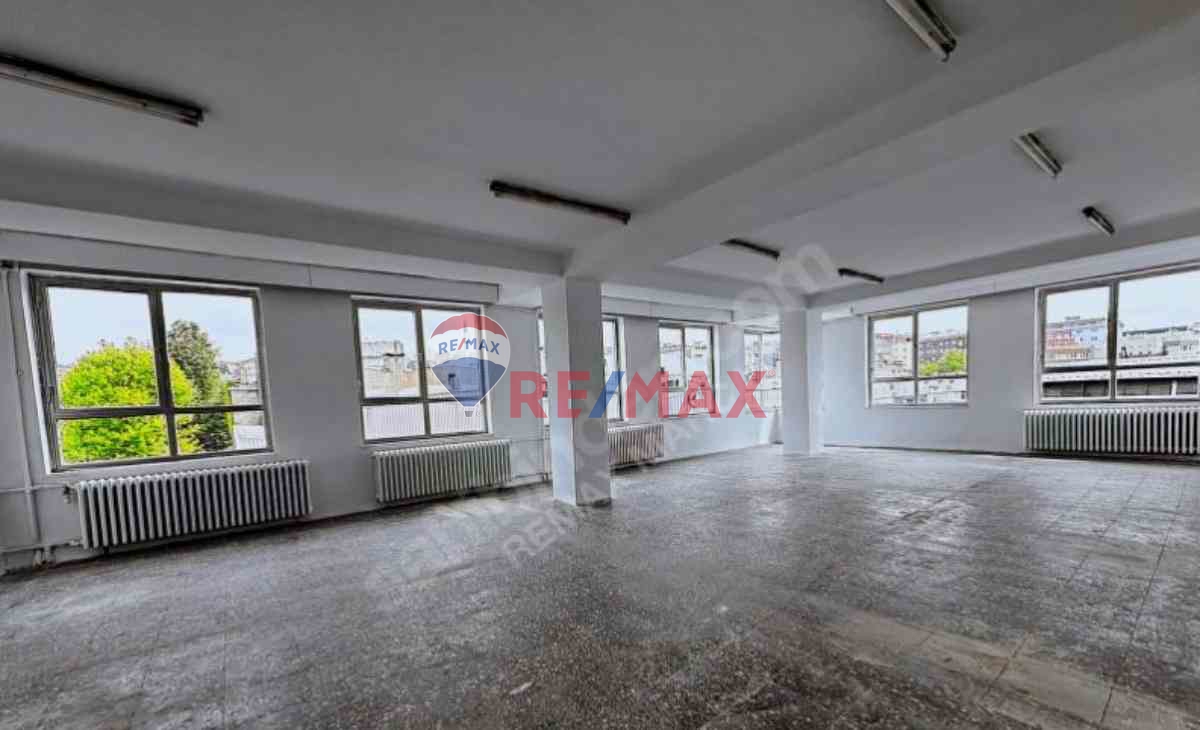 DOĞUSANAYİ SİTESİ KİRALIK 350M2 OFİS KATI