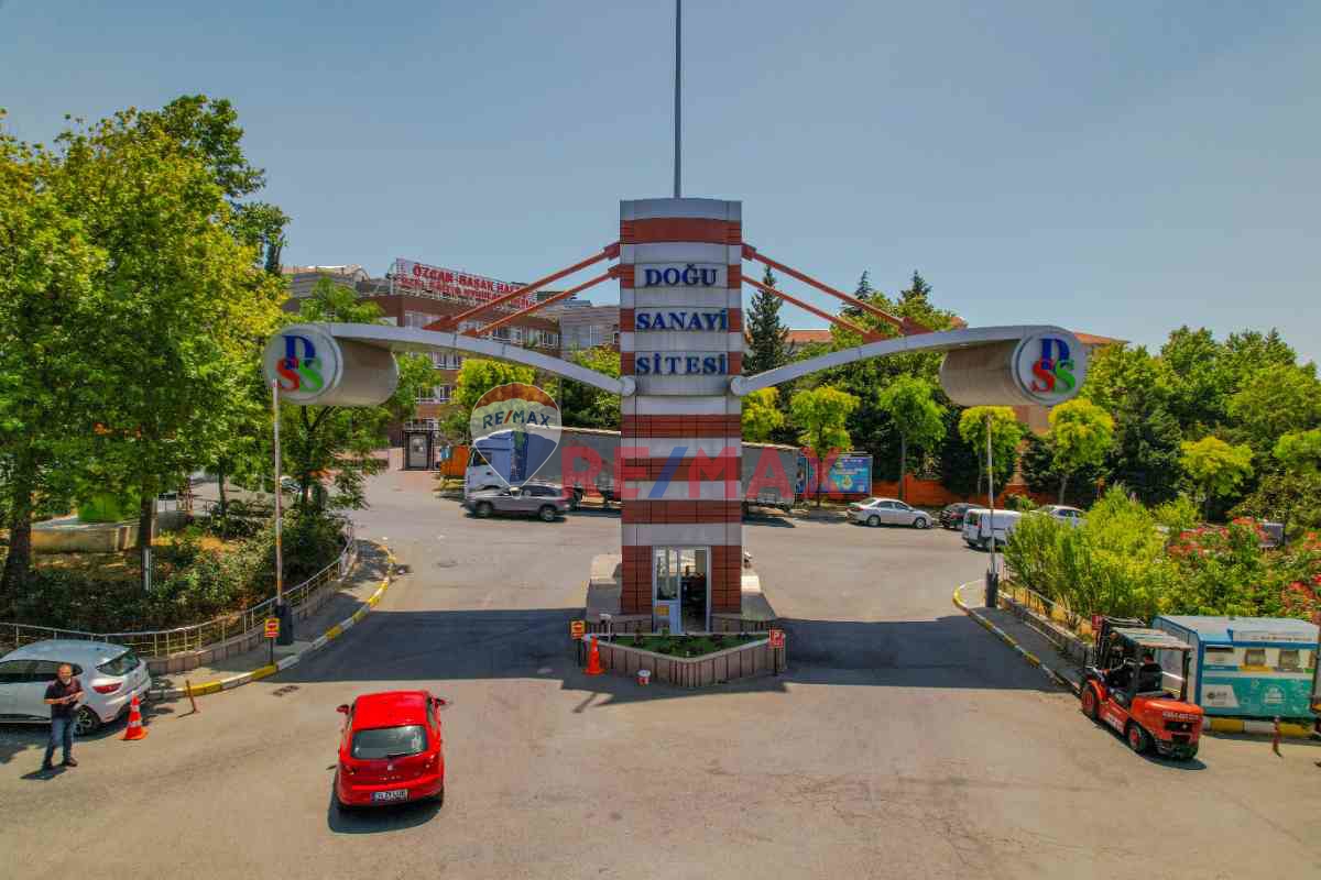 DOĞUSANAYİ SİTESİ KİRALIK 350M2 OFİS KATI