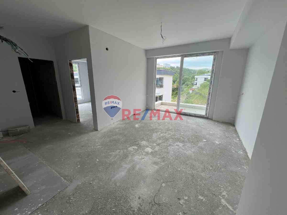 İNCESU'DA DENİZ VE DOĞA MANZARALI SATILIK 1+1 DAİRE