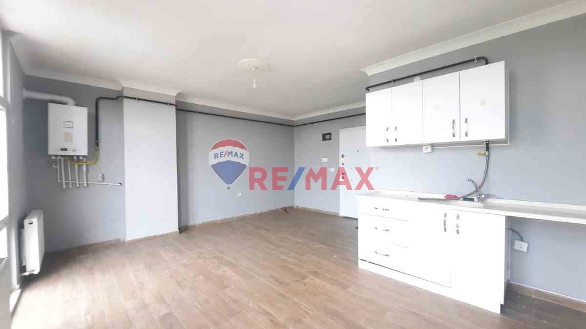 ALİKAHYA MAH.KAVANİUM BÖLGESİNDE KİRALIK 1+0 OFİS KATI