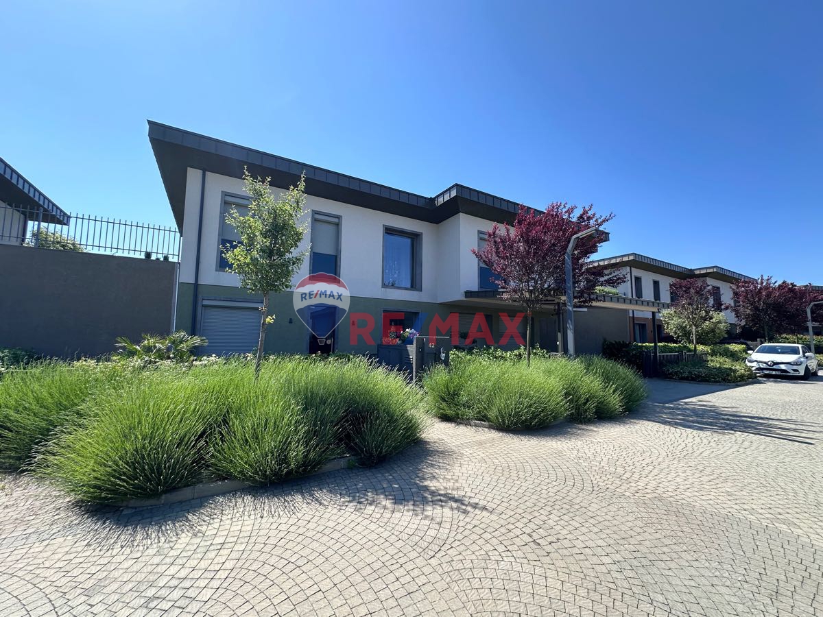 MESA YEŞİLYAKA SU KIŞ BAHÇELİ FULL EŞYALI GÖL MODEL 5+1 VİLLA