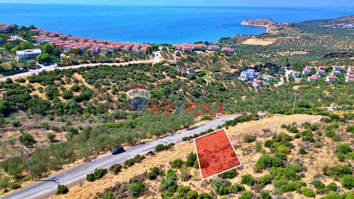 ÇANAKKALE AYVACIK BABAKALE'DE TURIZM/VILLA İMARLI SATILIK ARSA