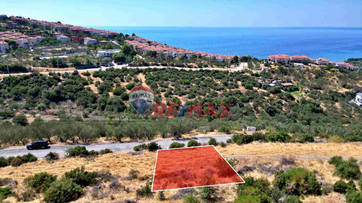 ÇANAKKALE AYVACIK BABAKALE'DE TURIZM/VILLA İMARLI SATILIK ARSA