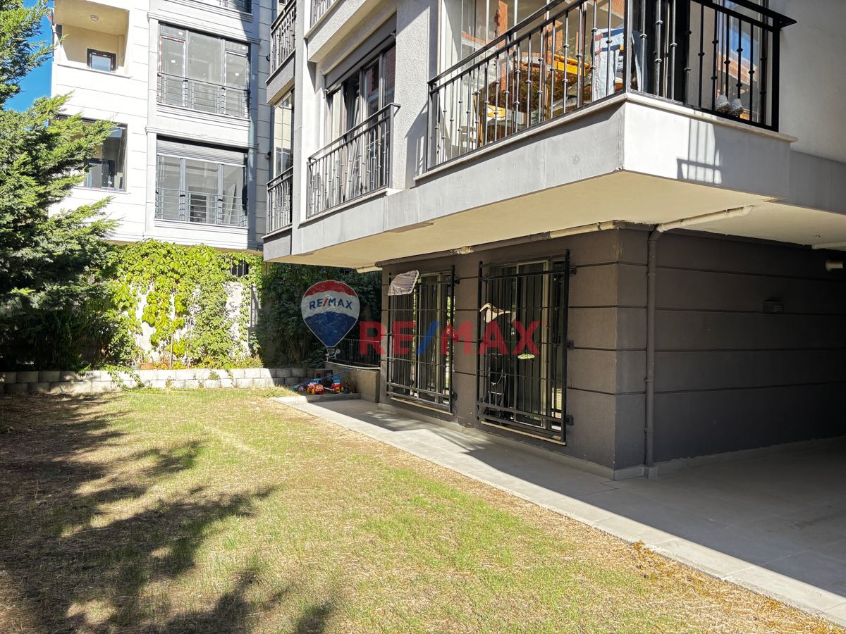 BAHÇELİEVLER  BASINSİTESİN’DE BAHÇELİEVLERİN EN NEZİH MERKEZİ LOKASYONUNDA İLK YUVA METRO  İSTASYON