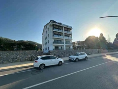 KOCAELİ KARAMÜRSEL EREĞLI SAHIL CADDESİNDE DENIZE SIFIR KIRALIK 2+1 DAIRE