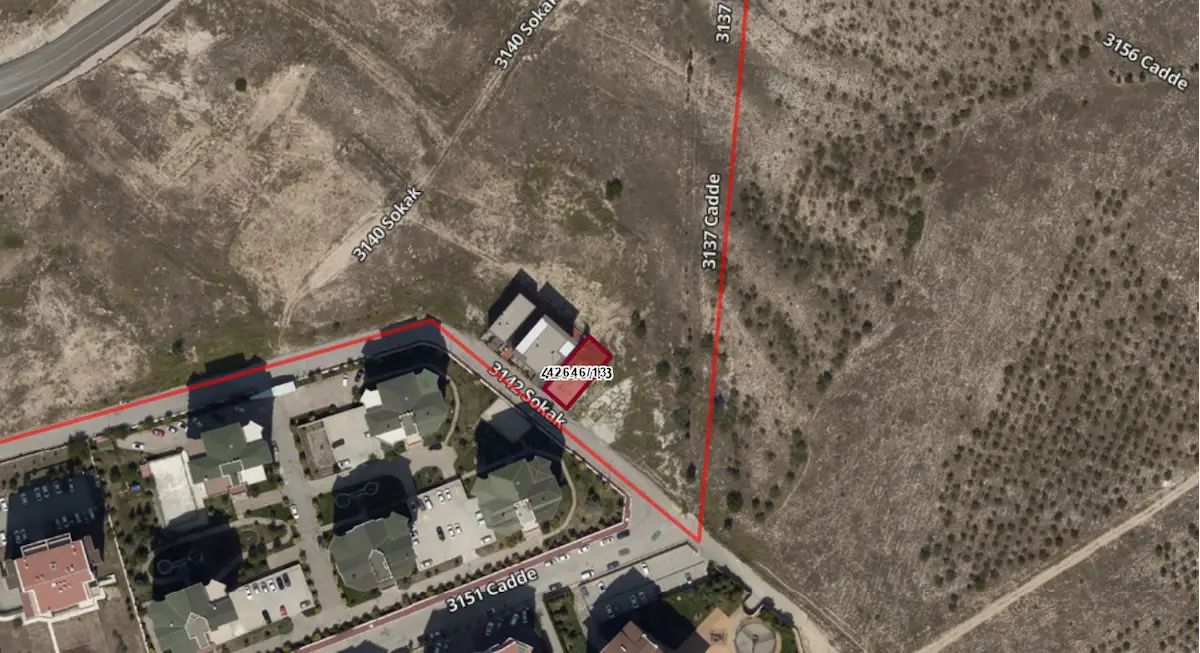 YAŞAMKENT'TE 223 M² ARSA ÜZERINDE 10 DAIRELIK KIRACILI BINA