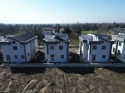 REMAX DIA'DAN DÜZCE SARAYYERİ SATILLIK 5+1 TRİPLEX VİLLA 