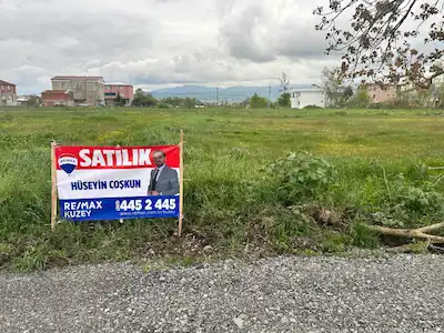 REMAX HÜSEYİN'DEN SATILIK YATIRIM FIRSATI ARSA!