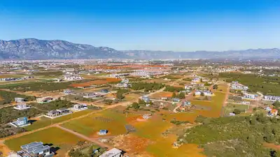 DÖŞEMEALTI ALTINKALE MAHALLESİNDE SATILIK ARSA