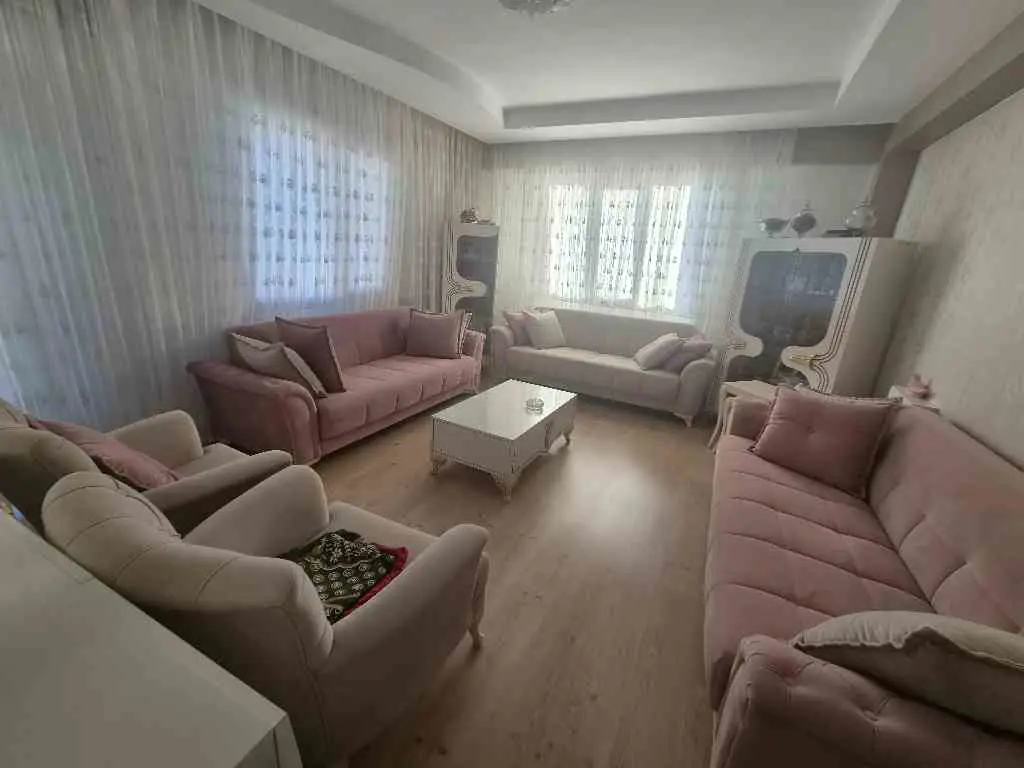 DİYARBAKIR BAĞLAR’DA 3+1 | 150 M² BRÜT | ÇİFT BANYO | 3 CEPHELİ FERAH DAİRE