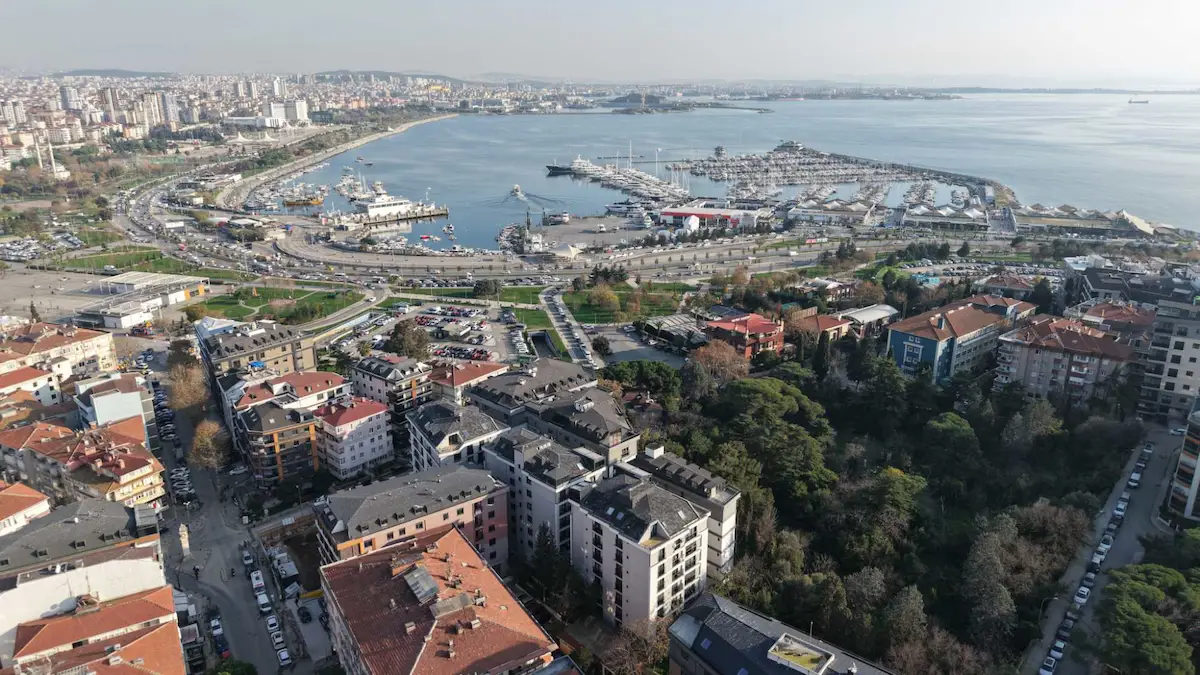 PENDİK KORU VE DENİZ MANZARALI SIFIR 400 M2 6+2 SATILIK DAİRE