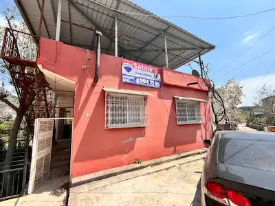 REMAX RİNA'DAN SOĞUCAK MAH.DE MÜSTAKİL YAYLA EVİ