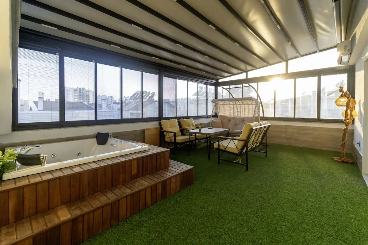 ÇAĞLAYAN’DA BİLFEN KOLEJİ YAKINI | 206 M² | ÖZEL MİMARİLİ TERASLI 3+1 DAİRE