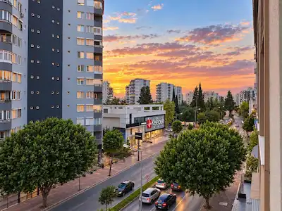 AVNİ TOLUNAY’DA 5+1 ÇOK GENİŞ DAİRE | HEM KONUT HEM OFİS KULLANIMINA UYGUN | 2 AYRI YAŞAM ALANI