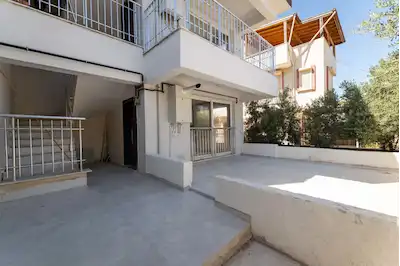 ÇAMLIÇAYDA GÜZELBAHÇEYE 3 DK | BAHÇE KULLANIMLI SIFIR 2+1