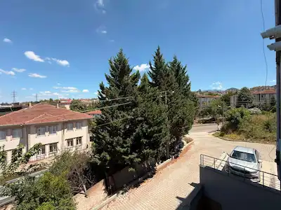 RE/MAX MYRADAN KİRALIK GENİŞ KULANIŞLI 2+1 ARAKAT DAİRE