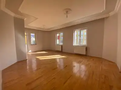 REMAX ARTIS'DEN KAYAKYOLU'NDA KIRALIK 5+1 DAIRE