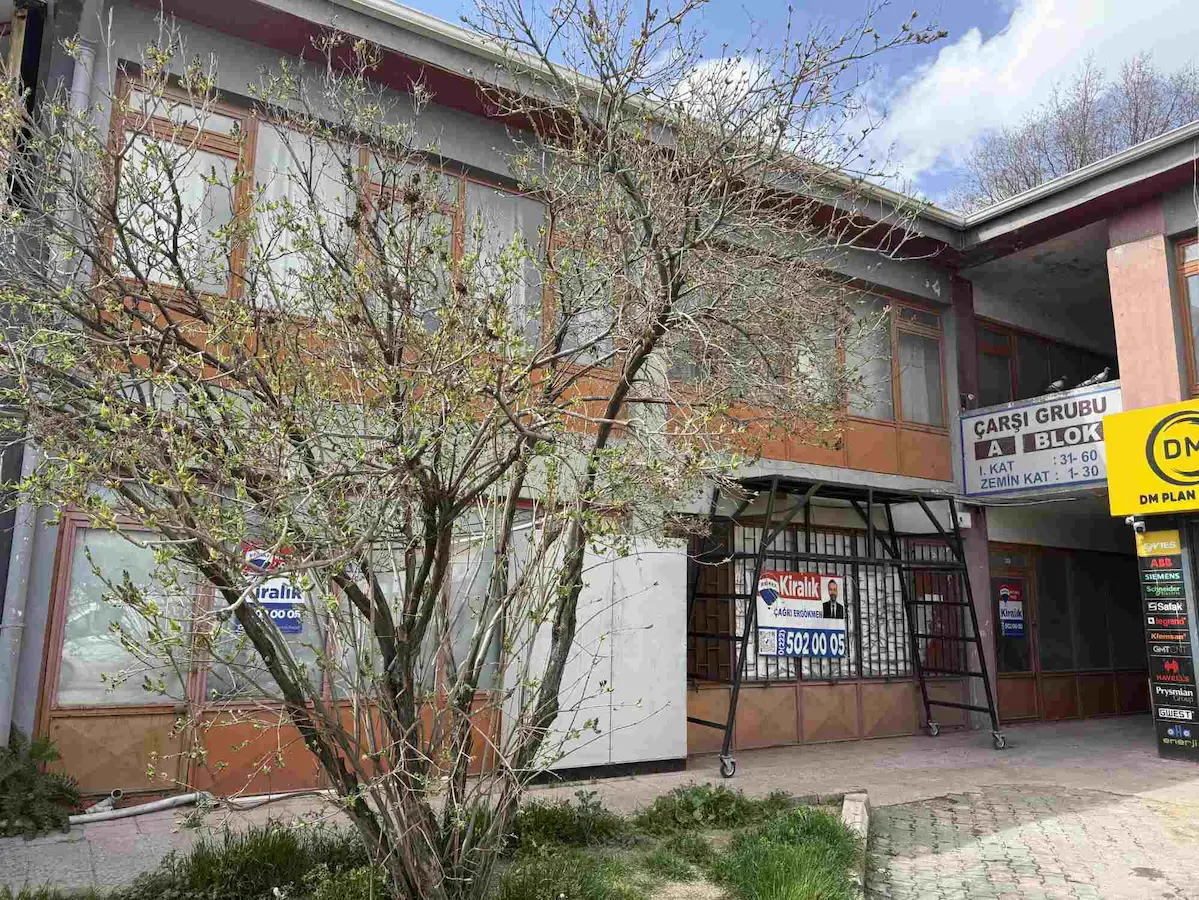 ESKİŞEHİR TEKSAN SANAYİ SİTESİ ÇARŞIDA KİRALIK 120 M² İŞYERİ
