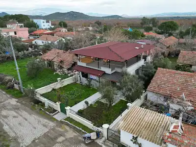 DİKİLİ'DE MERKEZDEN UZAKLAŞMADAN DOĞA İÇİNDE KEYİFLİ YAZLIK