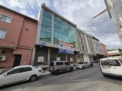 MODOKOYA YAKIN KONUMDA 1200 M2 KOMPLE PLAZA