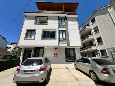 KARTEPE ATAEVLERDE KİRALIK AYRI MUTFAK 1+1 DAİRE