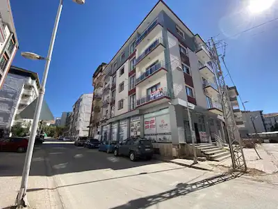ZAFER MAHALLESİNDE KİRALIK 3+1 DAİRE