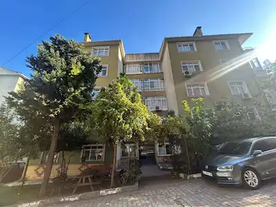 GAZIOSMANPAŞA MERKEZ AYGÜNLER SITESI DÜZ GIRIŞ 2+1 SATILIK DAIRE