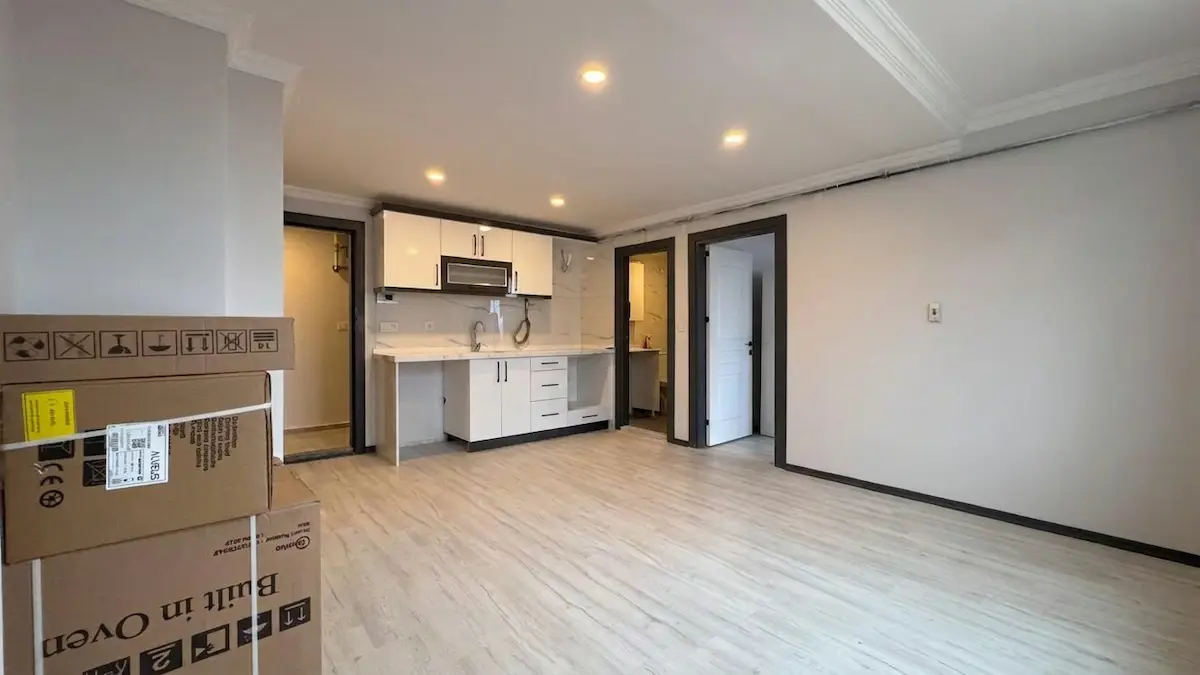 RE/MAX İNCİ'DEN HACIİLBEY'DE KİRALIK EŞYALI 1+1 DAİRE 