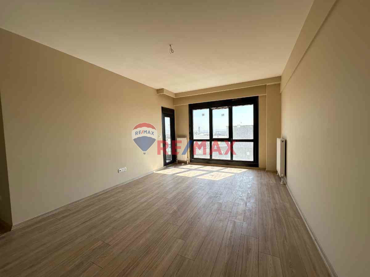 KURTKÖY 360 SUITES 3,5+1 ÖNÜNDE METRO YANINDA HASTANE SIFIR SITE