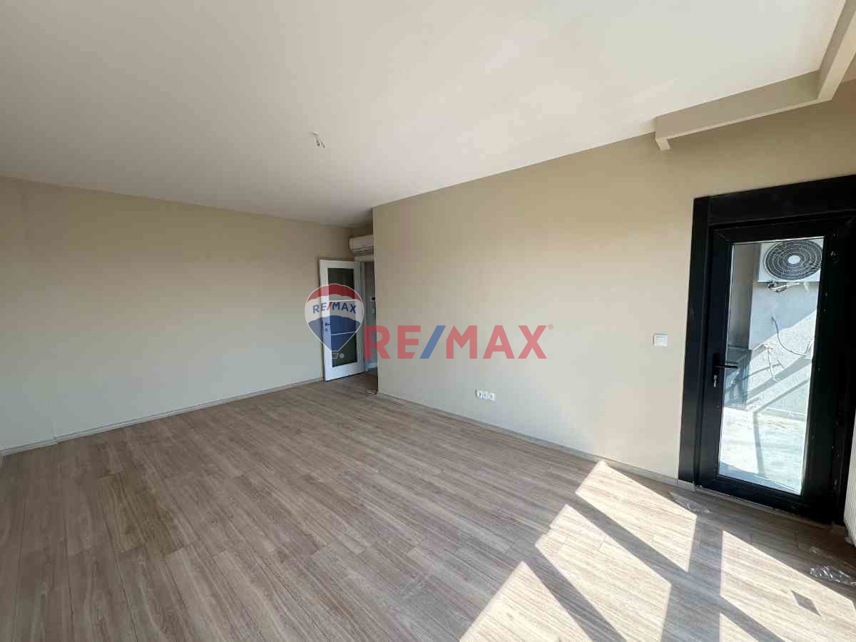 KURTKÖY 360 SUITES 3,5+1 ÖNÜNDE METRO YANINDA HASTANE SIFIR SITE