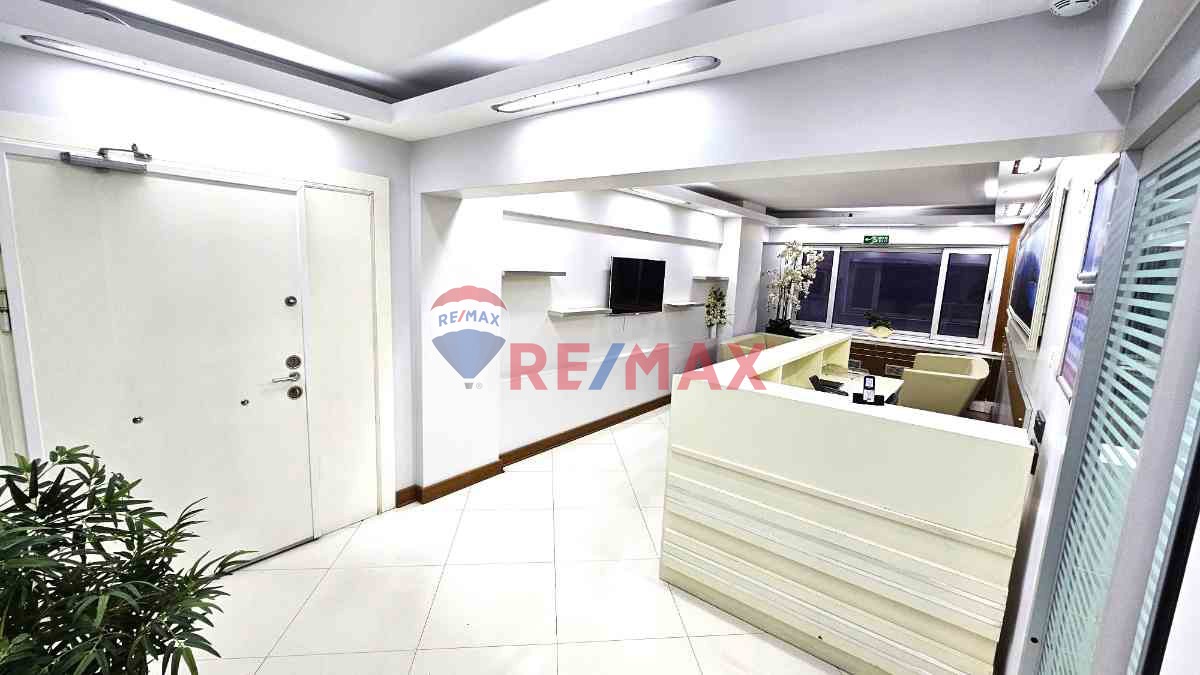 ŞIRINEVLER E-5 UZERINDE BAKIMLI EŞYALI KIRALIK IS MERKEZI