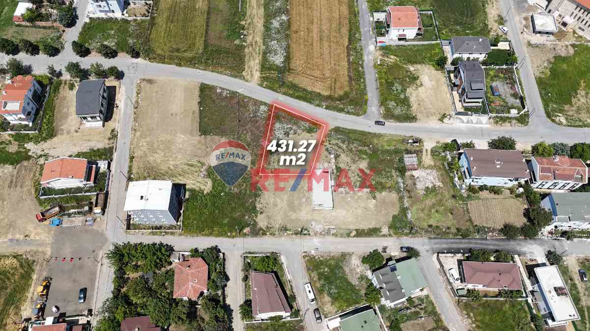 SİLİVRİ CUMHURİYET MAHALLESİ 431,27 M2 İMARLI ARSA REMAX ASTYLE