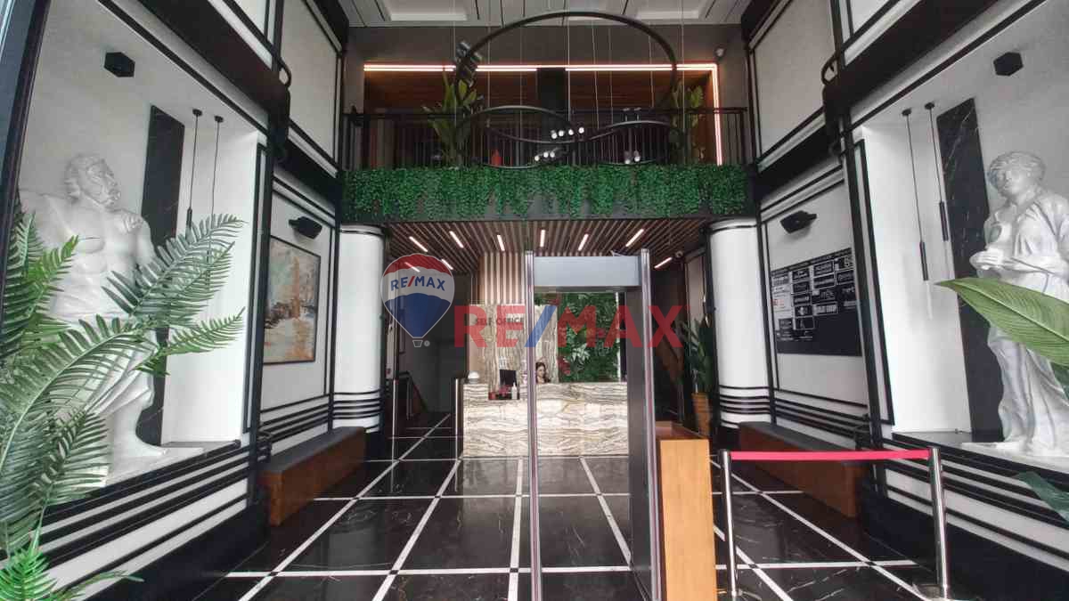 KOCAELİ İZMİT SELF OFFİCE'TE KLIMALI, BALKONLU YAN CEPHE OFİS