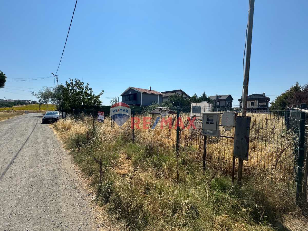 GELİŞİM'DEN SİLİVRİ MİMARSİNAN'DA DENİZE YAKIN VİLLA İMARLI ARSA