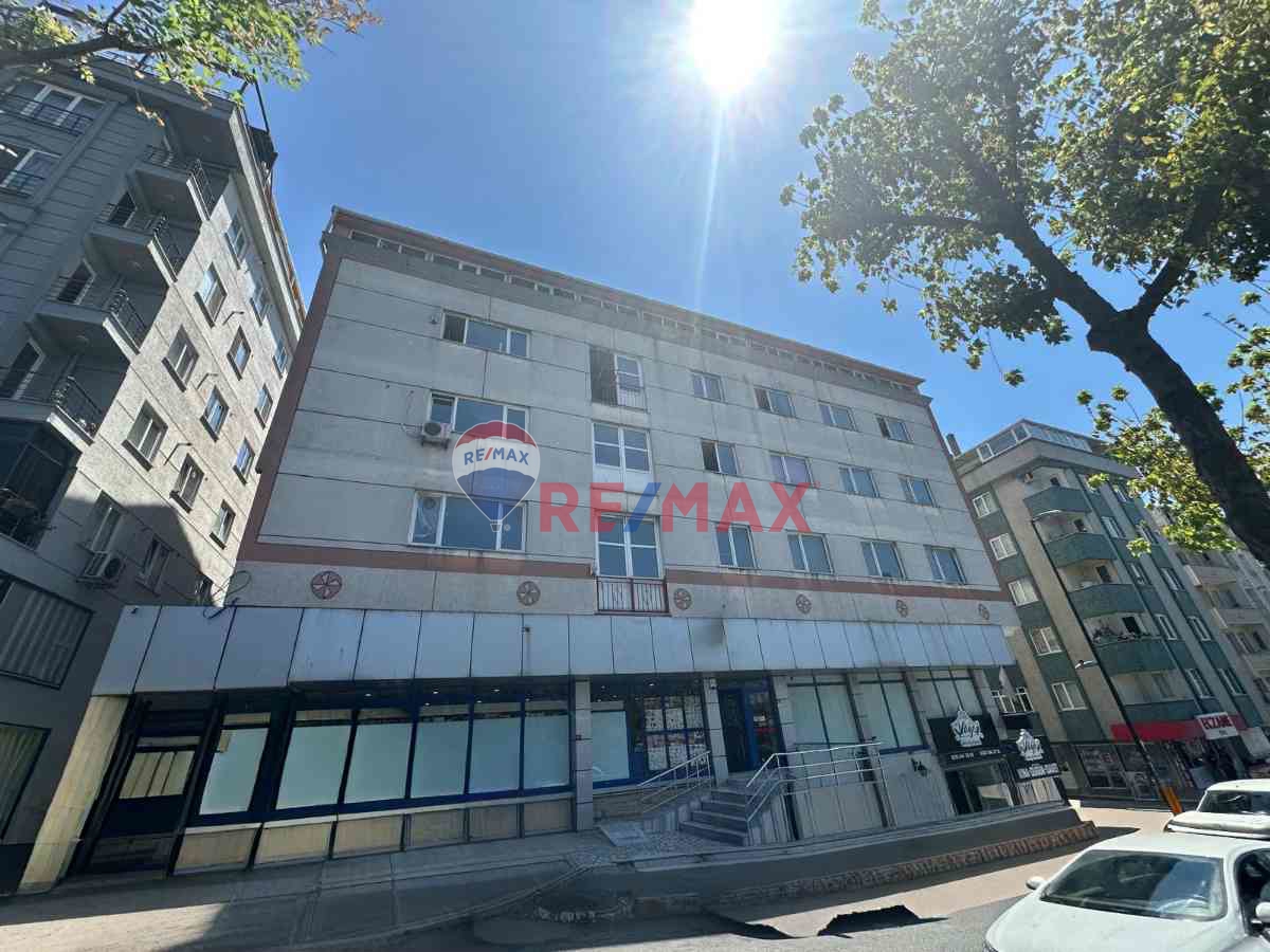 BAHÇELİEVLER -SOĞANLI'DA KİRALIK 450 M2 İŞ YERİ