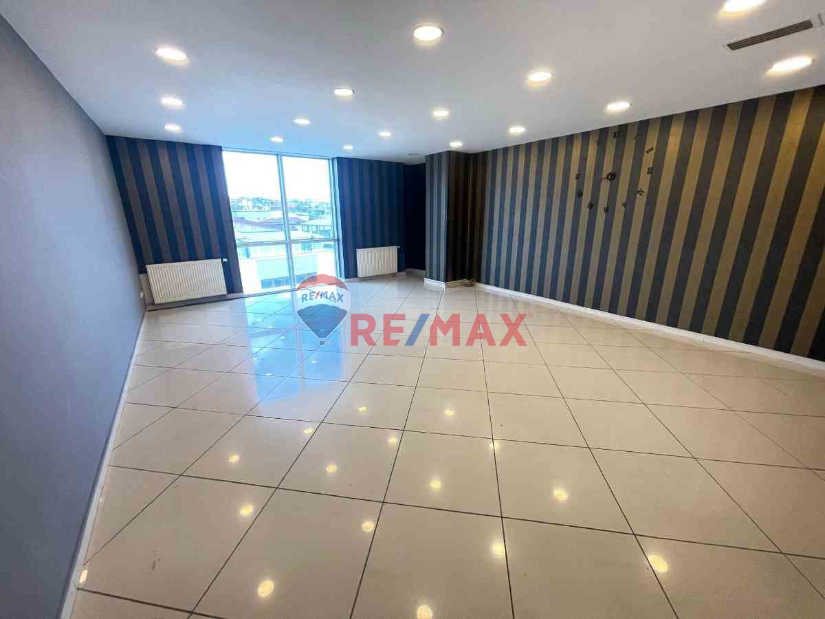 BAHÇELIEVLER ÇOBANÇEŞME MAH. KIRALIK 4 ODALI PLAZA KATI 