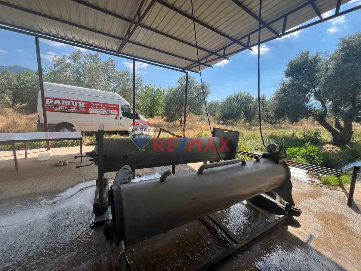 KEMALPAŞA ARMUTLUDA DEVREN KİRALIK HALI YIKAMA FABRİKASI
